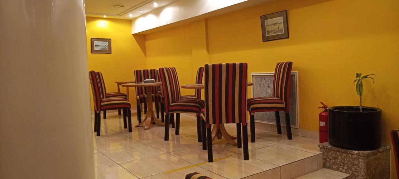 Hotel Tres Sargentos Buenos Aires Eksteriør billede