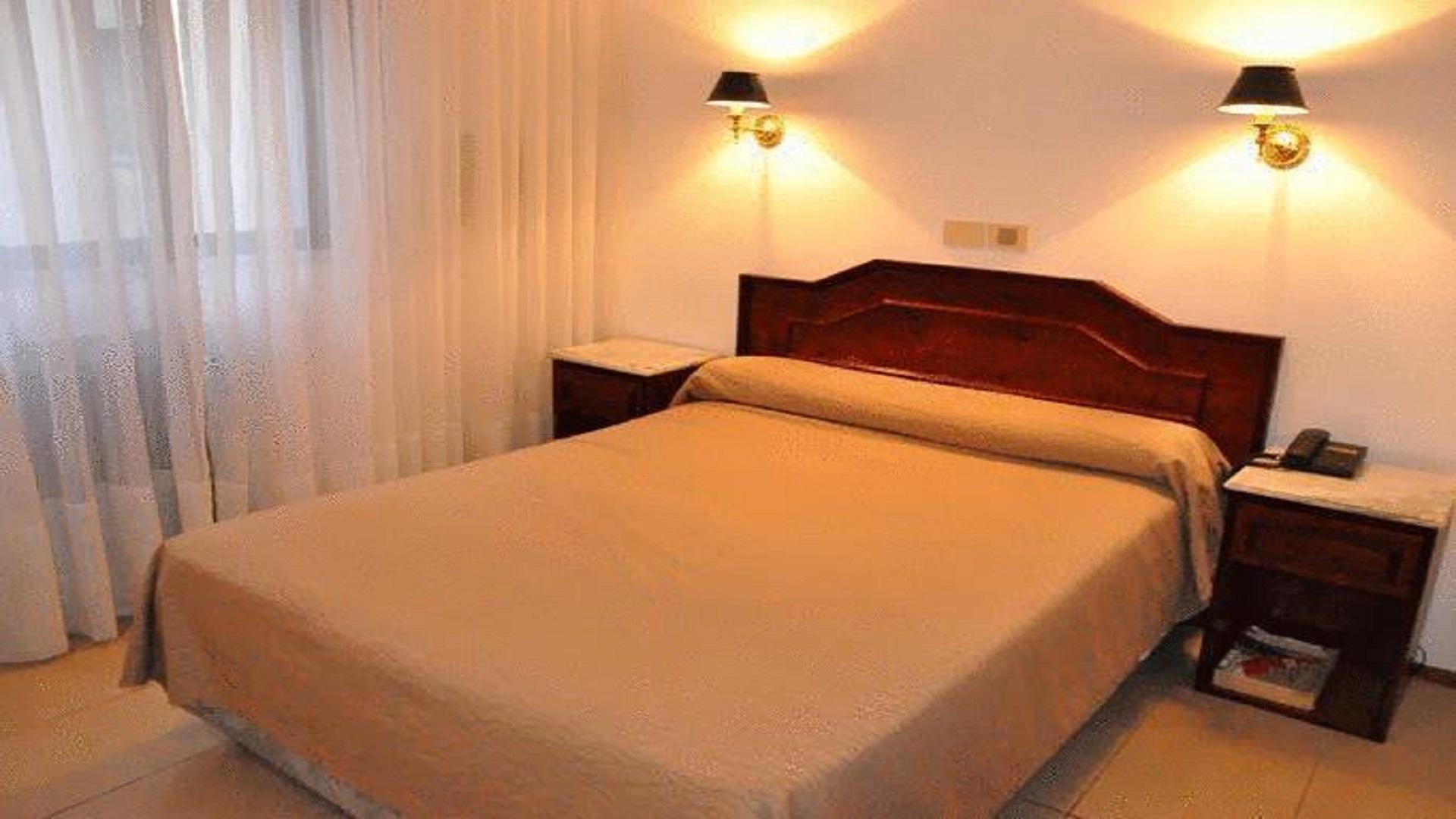 Hotel Tres Sargentos Buenos Aires Eksteriør billede
