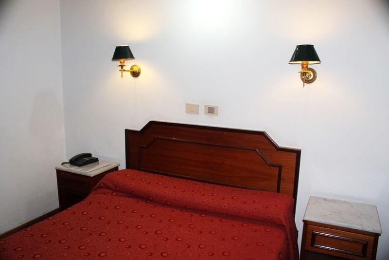 Hotel Tres Sargentos Buenos Aires Eksteriør billede